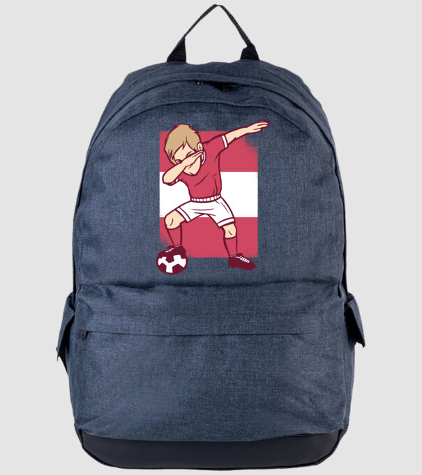  minta farmerkék pólón