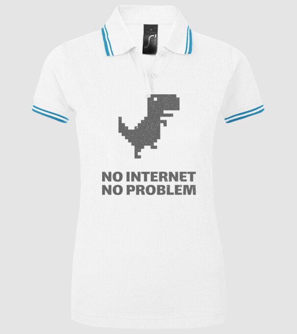  minta fehér pólón