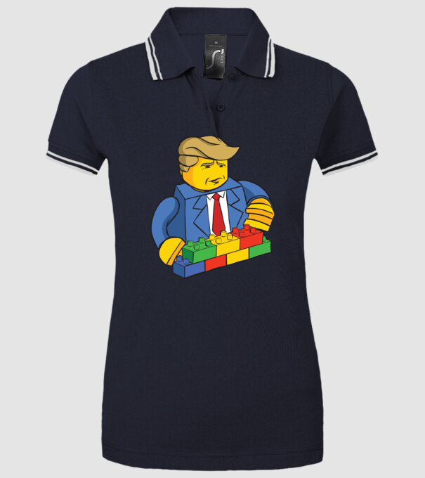  minta sötétkék pólón